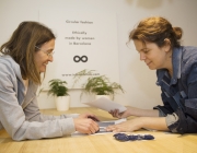 Núria Nubiola i Montse Bayen, cofundadores del projecte d'economia circular Back to Eco. Font: Back to eco
