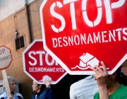 Stop desnonaments Font: 