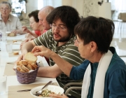 Compartint taula al menjador Font: Dina en companyia