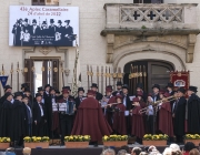 El cant dels Goigs del Roser, transmès oralment des del segle XVI, és encara avui el centre neuràlgic de la festa. Font: Jordi Clariana. IBCE solucions audiovisials