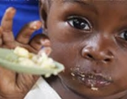 Infant menjant. Font: web Acció contra la fam Font: 