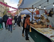 La Fira del Tió d'Arbúcies celebra la seva novena edició, i s'hi poden trobar diferents activitats nadalenques i parades amb productes artesans. Font: Ajuntament d'Arbúcies
