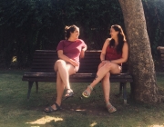 Laura Barba (esquerra) i Laura de la Orden (dreta). Font: Mel Educació Ambiental