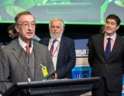 El President de l'Institut de Robòtica, Julio Molinario durant la cerimònia de lliurament del premi a Brussel·les. Font: David López i Rosell