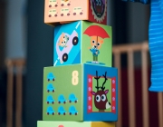 Imatge d'un joc de construcció fet per un infant. Font: Pexels - Markus Spiske