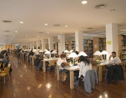 Biblioteca de la Facultat de Ciències de la Salut de la Universitat de Lleida. Font: Flickr. Autor: Servei de Biblioteca i Documentació Font: 