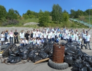 Un cop finalitza l'hora per recollir els residus, els equips participants han de realitzar la separació selectiva pel seu reciclatge. Font: SPOGOMI