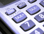 Calculadora taxes_font:Phillip on Flickr Font: 