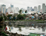 Fotografia de capçalera de l'informe: barraques a Tondo, Manila. Autor: Dewald Brand Font: 
