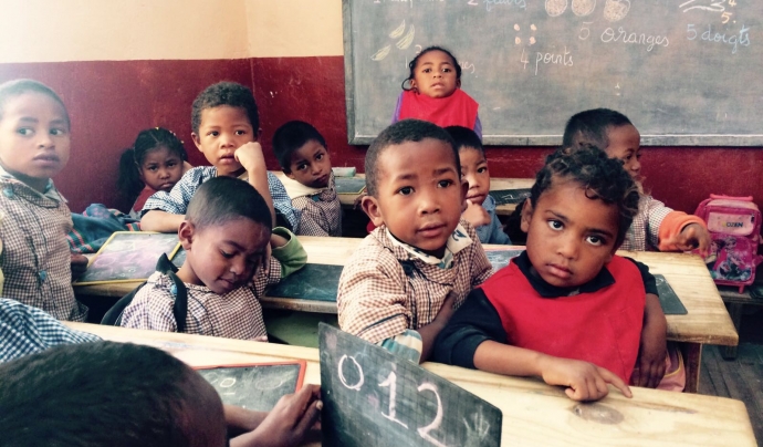 Malaria 40 centra bona part dels seus esforços a facilitar l'educació a infants de Madagascar. Font: Malaria 40
