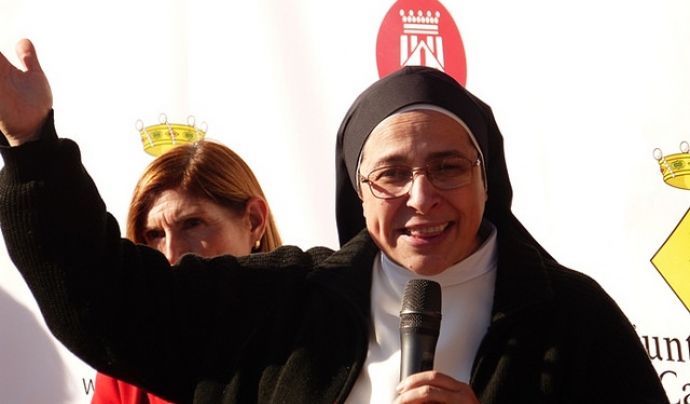 La monja dominica Sor Lucia Caram participarà a la taula de debat. Font: Calafellvalo, Flickr