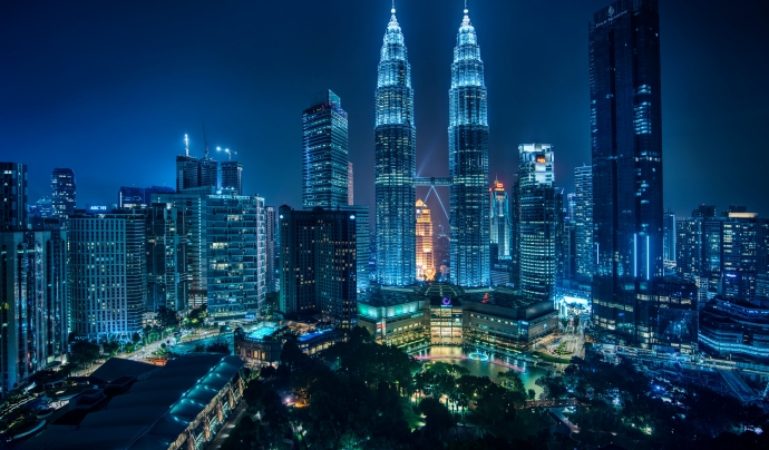 Kuala Lumpur des del Traders Hotel Bar.  Font: Trey Ratcliff (CC BY-NC-SA 2.0)