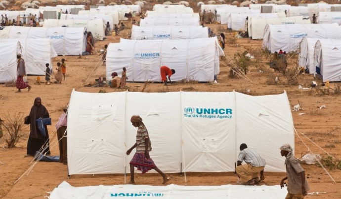 Camp de refugiats de Dadaab (Kènia). ACNUR / B. Bannon / Juliol 2011 Font: 