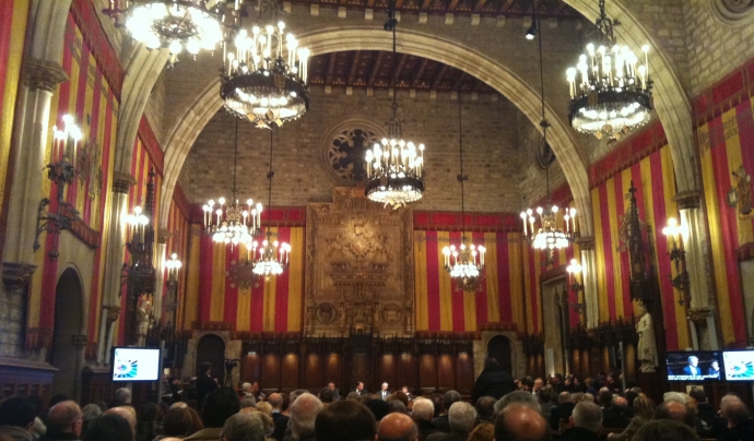 Saló de Cent ple en l'acte "Enfortim les associacions per enfortir Barcelona"