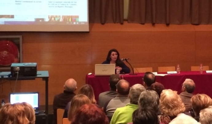 Alba Pedrós, de la Fundació Marianao, a la presentació de la Xarxa de Voluntariat de Sant Boi Font: 