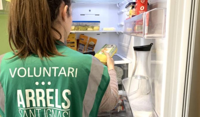 El voluntariat és un element important per a Arrels Sant Ignasi que l'any passat va atendre gairebé 2.400 persones. Font: Arrels Sant Ignasi