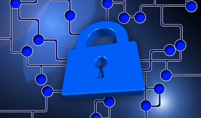 La privacitat de les dades és un dret de les persones usuàries i una obligació de les organitzacions Font: Geralt a Pixabay