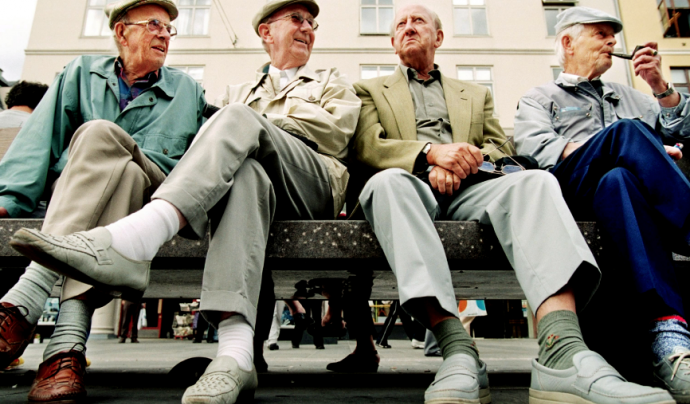 Els Amics de la Gent Gran necessiten persones voluntàries per acompanyar gent amb edat avançada. Font: Wikimedia Commons