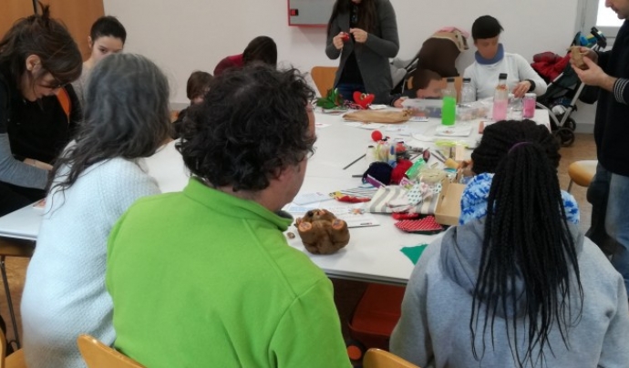 Espai Ambiental organitza tallers de reparació per allargar la vida de les joguines Font: Espai Ambiental 