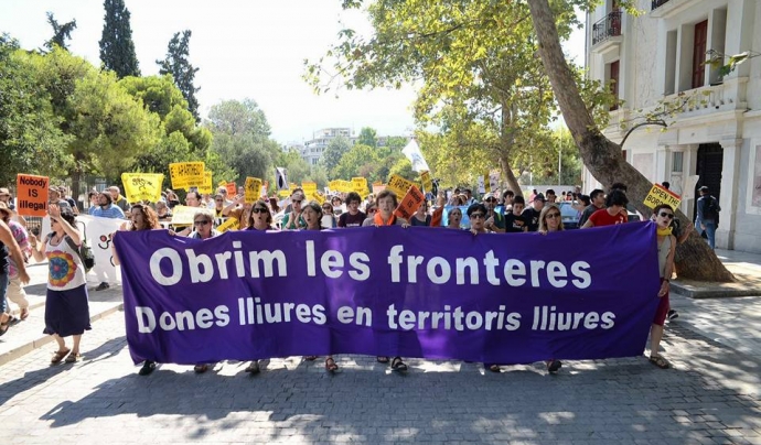 Protesta d'Obrim Fronteres en defensa del dret de les dones. Font: Obrim Fronteres