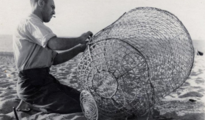 Els usos tradicionals del medi natural, com poden ser les arts de pesca,  també són un objecte d'estudi de l'etnobotànica Font: CONECT-e