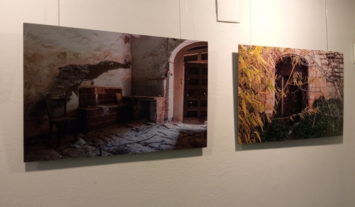 El Centre Excursionista de Lleida presenta la mostra de fotografia de Susanna Altarriba ‘Cal Macià’. Font: @SalvemCalMacia