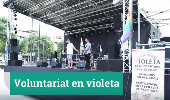 Frame del vídeo "Voluntariat en Violeta" Font: 
