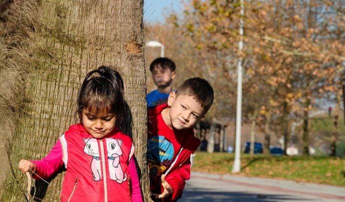 Els infants poden sentir por de sortir al carrer durant el desconfinament. Font: Pixabay