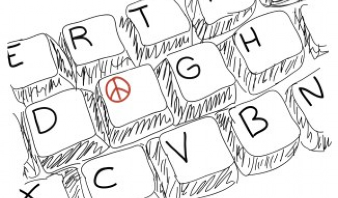 Teclat d'ordinador amb el símbol de la pau. Imatge del curs sobre cultura de pau Font: 