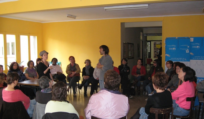 Formació del projecte Dones Ende a Xarx@ntoni, Barcelona Font: 