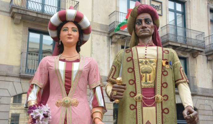 L'Elisenda i el Mustafà, els Gegants del Pi. Font: Llicència CC