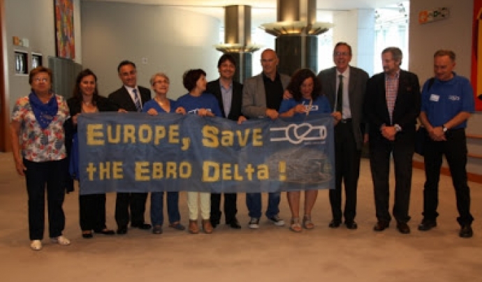 Presentació de la petició de la PDE a l'Eurocambra Font: 