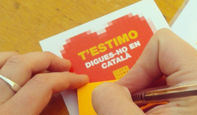 Campanya "Estimo el català" de la Plataforma per la Llengua Font: 