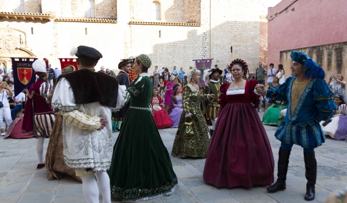 La festa rememora el període històric del Renaixement i transporta Tortosa al segle XVI. Font: Festa del Renaixement