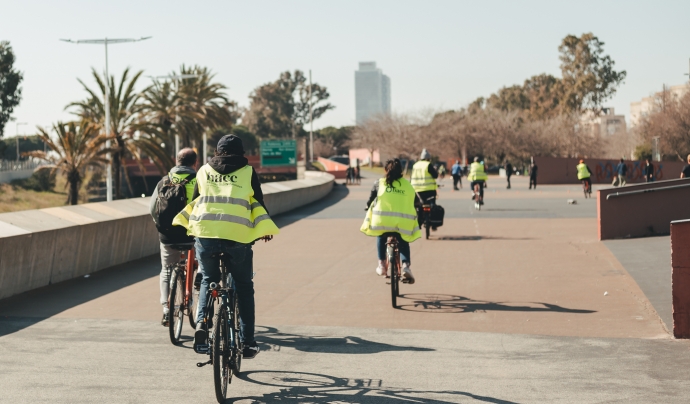 La campanya 'Pedala i Reporta!' ha estat impulsada per Bicicleta Club de Catalunya (BACC), en col·laboració de la plataforma BiciZen i el suport de l'Ajuntament de Barcelona. Font: BACC Font: BACC