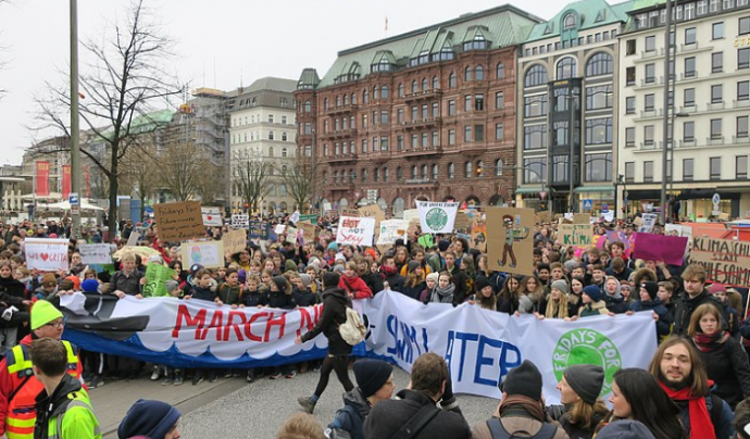 Manifestació del moviment 'Fridays for future' a Hamburg, el passat 1 de març. Font: wikipedia