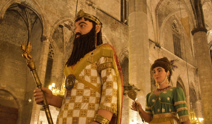 La renovació de les vestimentes d'en Rei Salomó i la Reina de Saba es va iniciar al 2017. Font: Colla Gegantera del Casc Antic de Barcelona