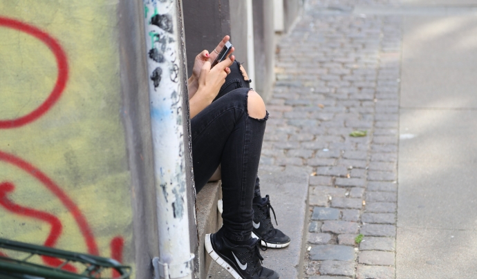 L'assetjament rere les pantalles pot ser un autèntic malson per molts adolescents i joves. Font: Pixabay