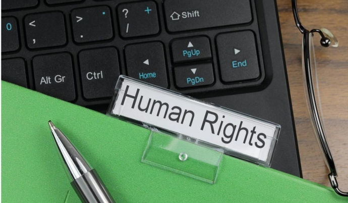 La campanya ofereix tot un ventall d’activitats per posar els drets humans al centre. Font: Unsplash (Llicència CC)