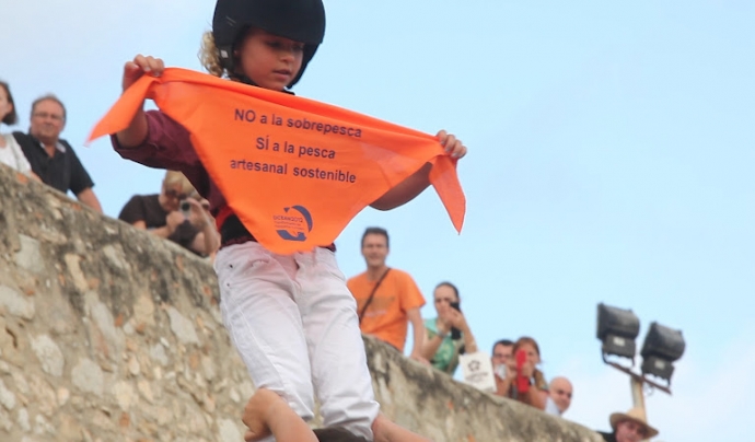 Més de 200 organitzacions civils urgeixen al Ministre Cañete posar fi a la sobrepesca Font: 