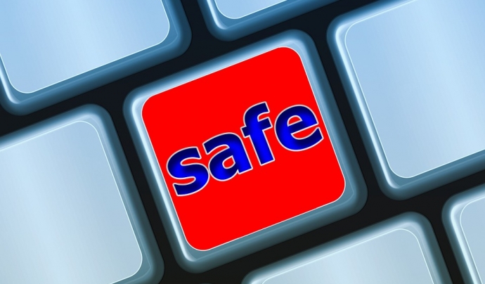 Protecció de dades personals. Font: Pixabay Font: 