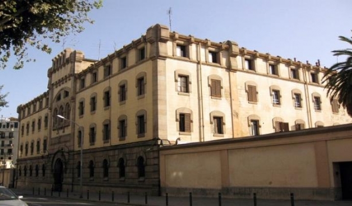 El Centre Penitenciari d'Homes de Barcelona, també conegut com la Model. Font: Wikipedia Font: 