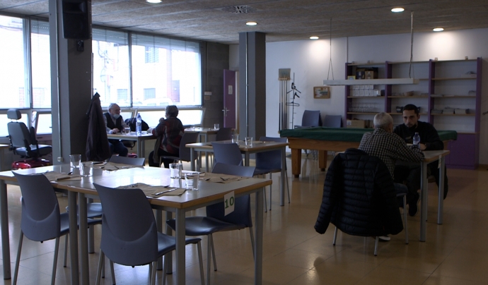 Ubicat al Centre Cívic de la Creu de Barberà, ofereix un servei de cafeteria i restaurant obert al públic Font: Marta Catena