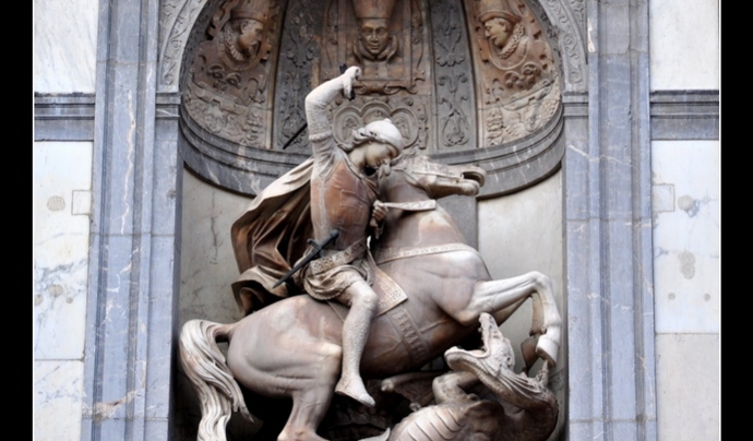 Sant Jordi. Palau de la Generalitat. Fotografia per PCB75 (Flickr) Font: 