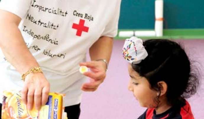 Augmenten un 43% les persones ateses per la Creu Roja en els darrers 2 anys