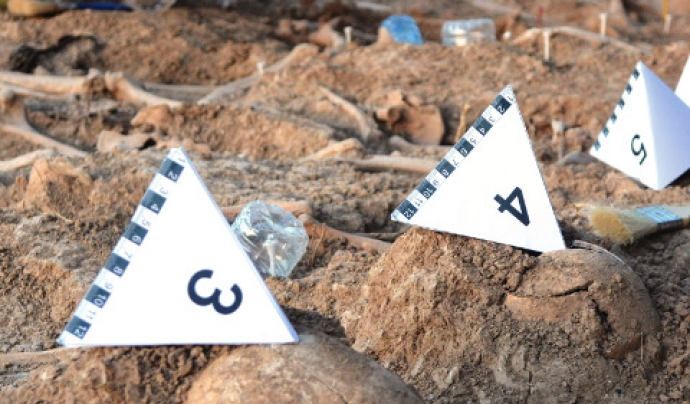 L'ARMH és pionera en exhumacions de fosses comunes de persones desaparegudes durant la guerra civil i el franquisme.  Font: ARMH