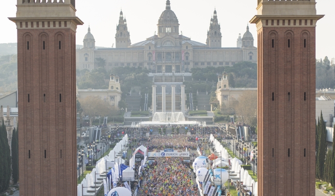 Sortida de la Zurich Marató de Barcelona Font: Zurich Marató de Barcelona