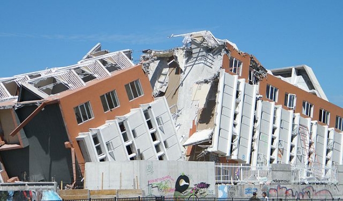 Edifici destruït després d'un terratrèmol Font: 