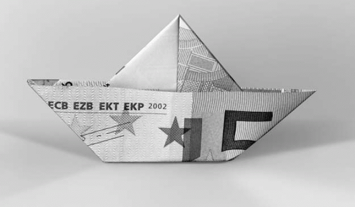 Vaixell fet amb bitllets Font: 
