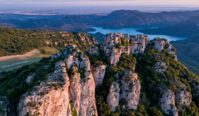 L'Espai Natural Protegit dels Vessants de la Noguera Ribagorçana recorre els vessants catalans que voregen els embassaments de Canelles i de Santa Anna. Font: Jordi Clariana - 360lab